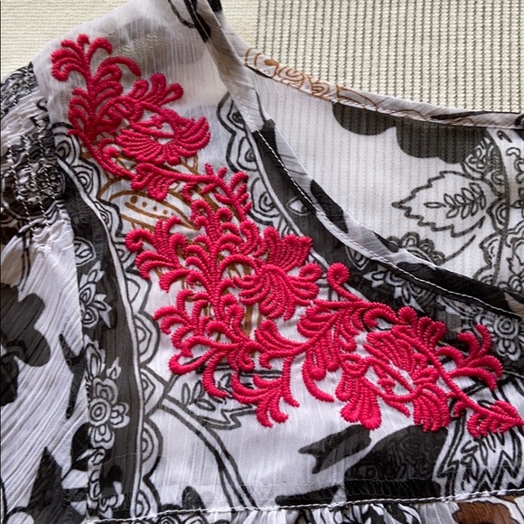ONE WORLD Boho Peasant Semi Sheer Top Blouse MEDIUM Black White Pink Floral - Picture 2 of 13